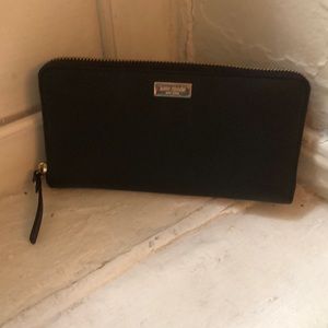 KATE SPADE BLACK WALLET